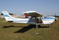 VH-IRF @ YSCN - Want to go for a jump?! - by Duncan Kirk
