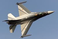 FA-134 @ EBBL - air show routine of the BAF F-16 team - by Friedrich Becker