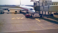 HS-TGZ @ EHAM - Thai International ready for dep to BKK , Apr 1975 - by Henk Geerlings