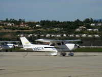 N960TA @ CMA - 2001 Cessna 172S SKYHAWK SP, Lycoming IO-360-L2A 180 Hp, CS prop - by Doug Robertson