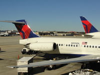 N995DL @ ATL - At the Gate in ATL - DEC 2010 - by RICH VICK II