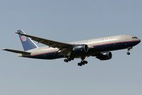 N226UA @ EDDF - on final RW07R - by Friedrich Becker
