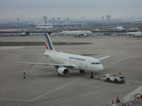 F-GRHC @ LFPO - Airbus A319-111 push back ...