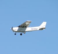 N61958 @ ONT - On final for runway 26 - by Helicopterfriend