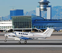 N8017M @ KLAS - N8017M 1992 Beechcraft Super King Air 200 C/N BB-1438

Las Vegas - McCarran International (LAS / KLAS)
USA - Nevada, January 17, 2011
Photo: Tomas Del Coro - by Tomás Del Coro