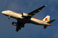 EC-IZH @ EGLL - Airbus A320-214 [2225] Iberia Home~G 08/01/2011 - by Ray Barber