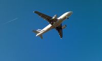 F-GRHG @ LFPO - Airbus A319-111 landing runway 06