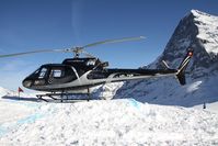 HB-ZAM - at Lauberhorn/Switzerland - by Elisabeth Klimesch