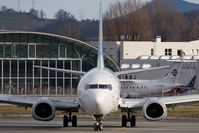 UR-GAX @ LOWS - Ukraine International 737-400 - by Andy Graf-VAP