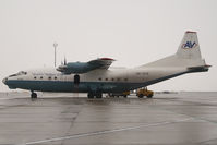 UR-CFB @ LOWW - Aerovis Antonov 12 - by Dietmar Schreiber - VAP