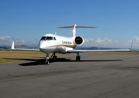 N7LA @ NZNR - 1996 Gulfstream Aerospace G-IV, c/n: 1286 - by Graeme Claridge