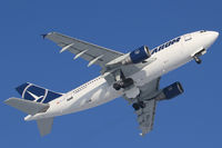 YR-LCA @ SZG - Tarom