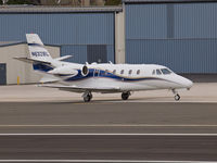 N632BL @ KSMO - N632BL taxiing - by Torsten Hoff