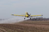 N571LA - N571LA spraying field N/W of US 65 and Ace Road by Hollybook Cotton, Hollybrook LA. - by By The Horns Photography