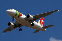 CS-TTM @ EGLL - Airbus A319-111 [1106] Tap Air Portugal Home~G 11/07/2010 Named Alexandre Herculano. - by Ray Barber