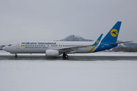 UR-PSD @ LOWS - Ukraine International 737-800 - by Andy Graf-VAP
