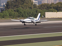 N82BL @ KSMO - N82BL arriving on RWY 21 - by Torsten Hoff