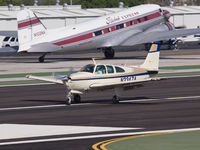 N2347A @ KSMO - N2347A arriving on RWY 21 - by Torsten Hoff