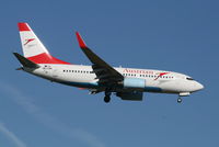 OE-LNN @ EBBR - Flight OS351 is descending to RWY 02