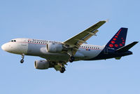 OO-SSM @ EGKK - Short final - by N-A-S