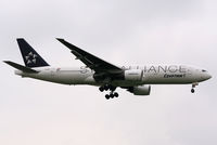 SU-GBR @ EGLL - Short final