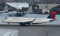 N602CZ @ KMSP - Delta Connection Embraer ERJ-170 - by Kreg Anderson