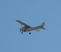 N979WD @ KDAB - Cessna 172S Skyhawk departing from DAB. - by Kreg Anderson