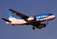 G-DBCD @ EGLL - Short final