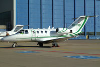 HB-VWO @ CGN - visitor