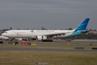 PK-GPD @ YSSY - arriving 16R - by Bill Mallinson