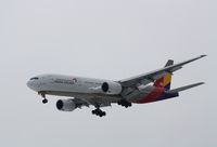 HL7732 @ KORD - Boeing 777-200ER - by Mark Pasqualino