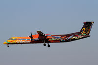 N425QX @ SEA - Gorgeous paint job! - by Duncan Kirk