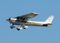 N4860B @ DTN - Off of Rwy 32 at Downtown Shreveport. - by paulp