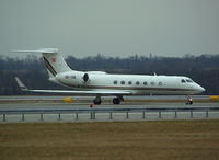 OE-IZM @ LOWW - Gulfstream 5
