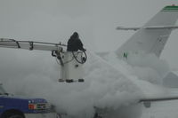 N189TM @ KBIL - BAE 125 getting de-iced @ Edwards Jet - by Daniel Ihde