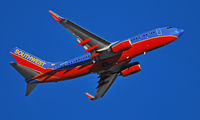 N221WN @ KLAS - Southwest Airlines Boeing 737-7H4 N221WN (cn 34259/1776)

Las Vegas - McCarran International (LAS / KLAS)
USA - Nevada, February 17, 2011
Photo: Tomás Del Coro - by Tomás Del Coro