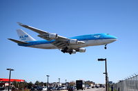 PH-BFF @ CYYZ - B 747-406 City of Freetown on final approach above the Airport Road, Toronto, ON during the afternoon traffic peak. - by max650