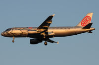 OE-LEF @ VIE - NLY - by Chris Jilli