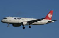 TC-JPR @ EIDW - dublin - by Piotr Tadeusz