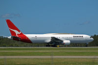 VH-OGE @ YBBN - Boeing 767-338ER [24531] QANTAS Brisbane-International~VH 18/03/2007.