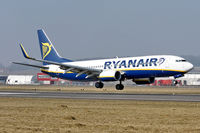 EI-DLO @ LOWL - Ryanair Boeing B737-8AS landing in LOWL/LNZ