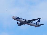 SP-LPB @ KJFK - Over Long Island, NY...Coming to landing @ JFK.... - by gbmax