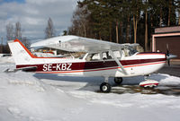 SE-KBZ @ ESSX - Cessna R172K Hawk XP II - by Hans Spritt