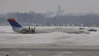 N453SW @ KMSP - Arriving at MSP - by Todd Royer