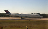 N999DN @ ATL - MD-88 ready for take off at Hartfield-Atlanta