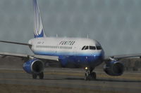 N810UA @ BIL - United Airbus A319 departing BIL