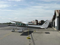 N5461K @ SZP - 1980 Cessna 172P SKYHAWK, Lycoming O-320-D2J 160 Hp - by Doug Robertson