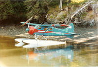 N5354G - N5354G on the beach on Afognak Island in 1988, when it was owned by Uyak Air Service and based in Kodiak, Alaska. - by Dave Oberg