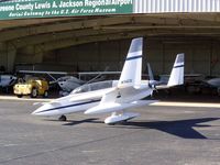 N14DL @ I19 - Long EZ