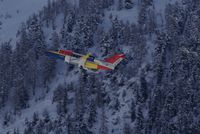 OE-IPZ @ LSZS - Start in Samedan-St.Moritz Airport - by Peter Brandenberger